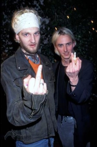 Layne Staley and Mike McCready in the late '90s while members of Mad Season