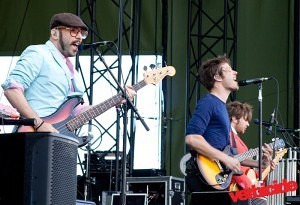 OK Go play the Xbox 360 mainstage at the 2010 Sasquatch festival.