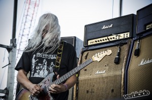 Dinosaur Jr.